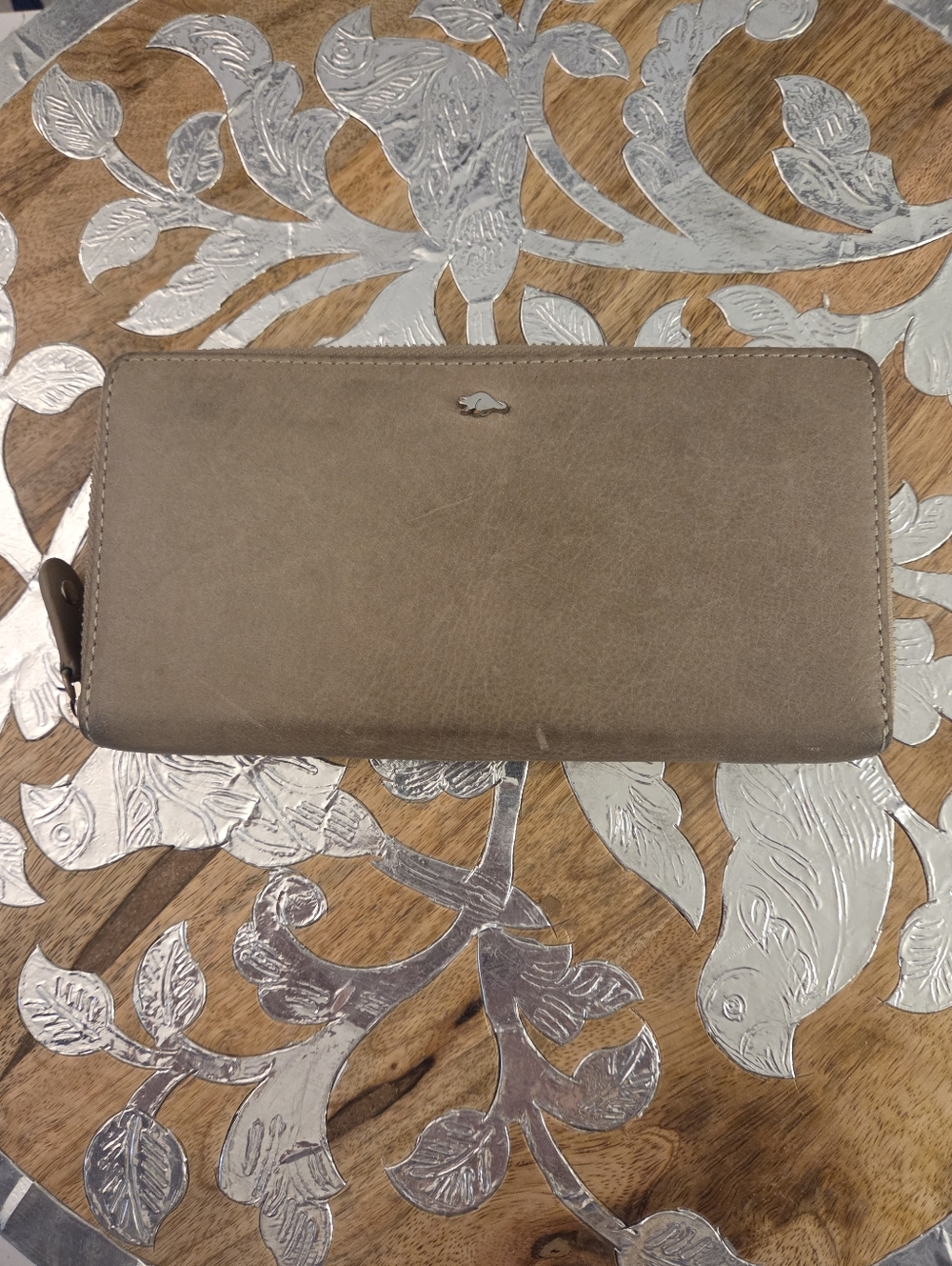 Roots Beige Long Wallet